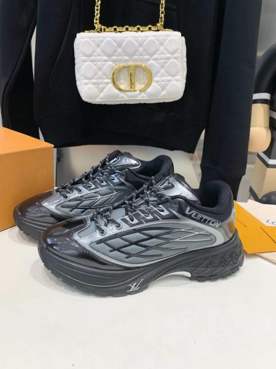 Picture of Louis Vuitton Shoes _SKULVsz35-4039-46mnf010116413